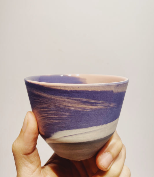 Unique Mix Wave Cup -- A2 (Light Grey, White, Pink, Light Purple)